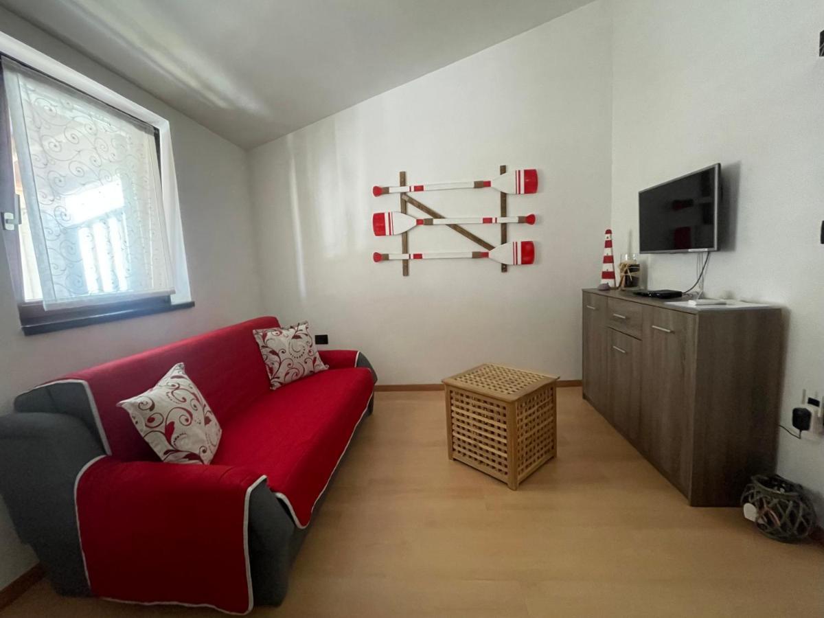 Residence4A-Appartamento Rosso Ravni Exterior foto